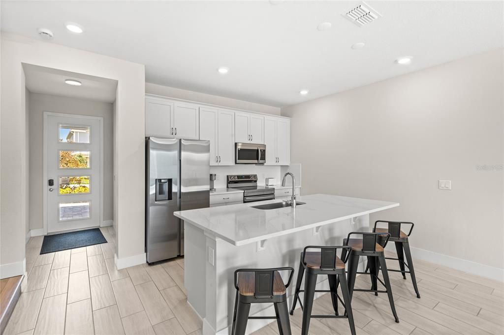 На продажу: $474,000 (3 спален, 2 ванн, 1708 Квадратных фут)