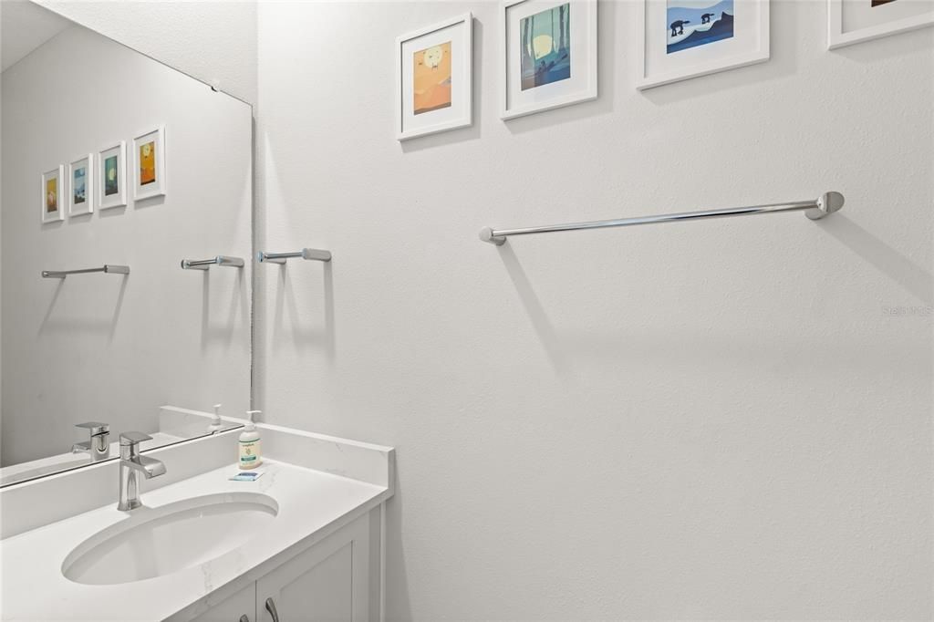 На продажу: $474,000 (3 спален, 2 ванн, 1708 Квадратных фут)