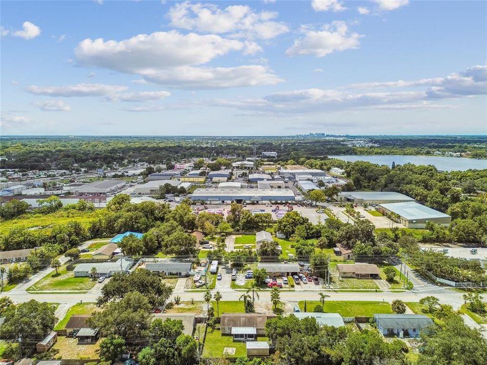 Active With Contract: $274,500 (2 beds, 1 baths, 850 Square Feet)