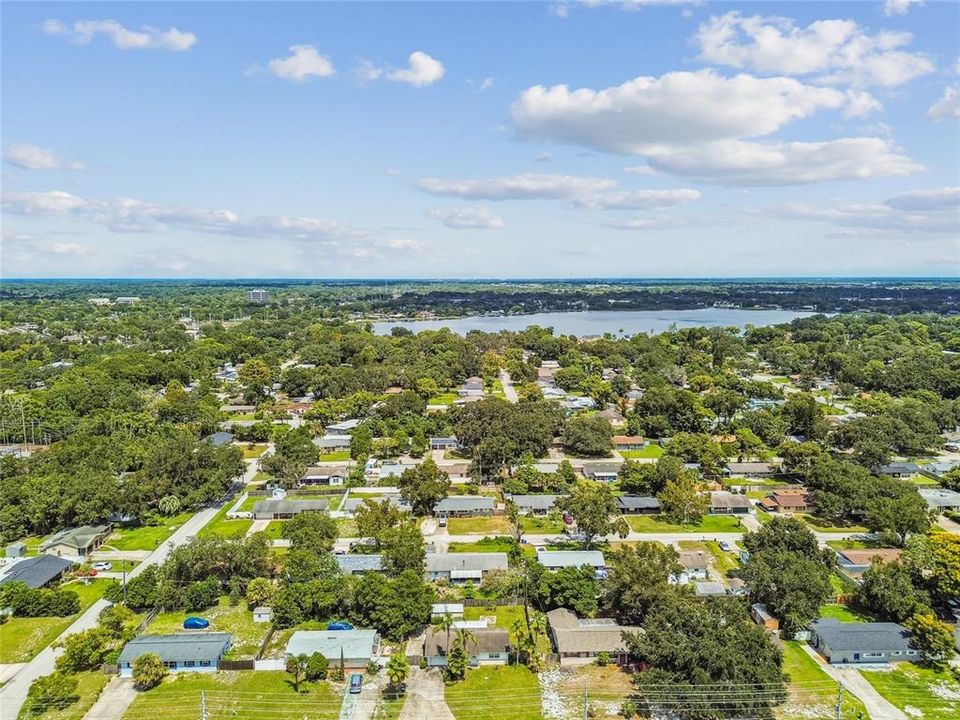 Active With Contract: $274,500 (2 beds, 1 baths, 850 Square Feet)