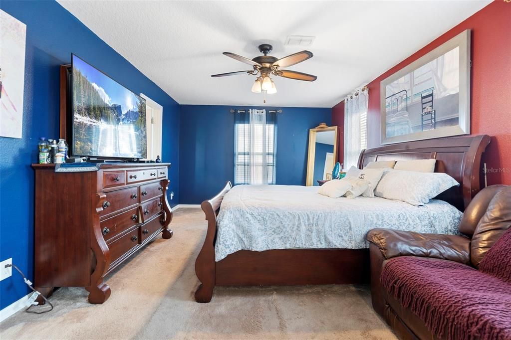 En Venta: $580,000 (5 camas, 3 baños, 3338 Pies cuadrados)