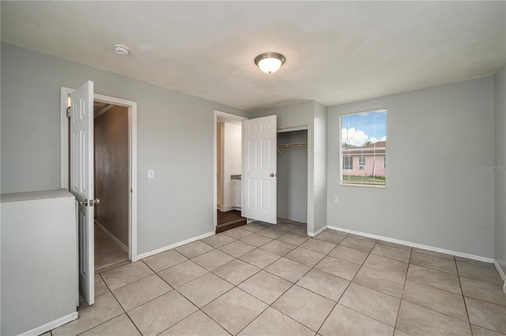 На продажу: $100,000 (2 спален, 1 ванн, 684 Квадратных фут)