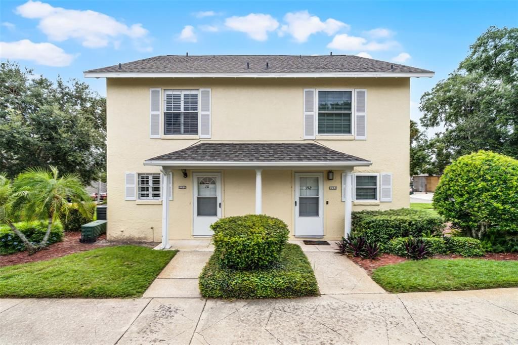 出租: $1,800 (2 贝兹, 2 浴室, 1073 平方英尺)