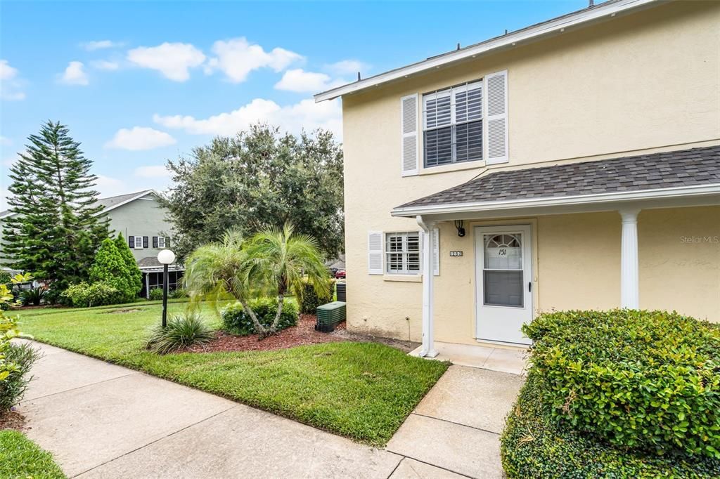 出租: $1,800 (2 贝兹, 2 浴室, 1073 平方英尺)