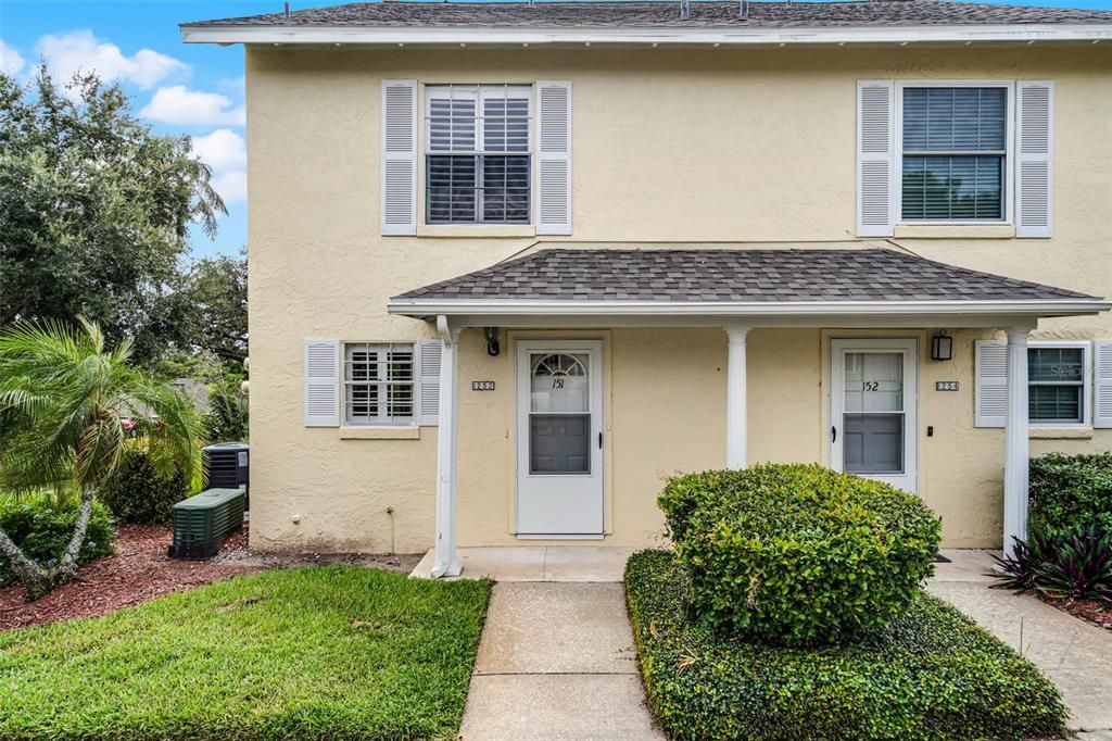 出租: $1,800 (2 贝兹, 2 浴室, 1073 平方英尺)