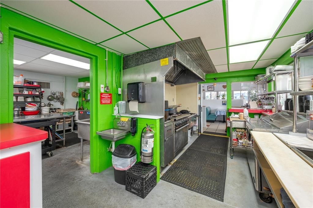 En Venta: $600,000 (0 camas, 0 baños, 1674 Pies cuadrados)