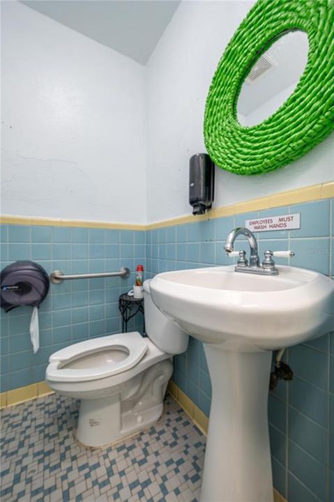 En Venta: $600,000 (0 camas, 0 baños, 1674 Pies cuadrados)