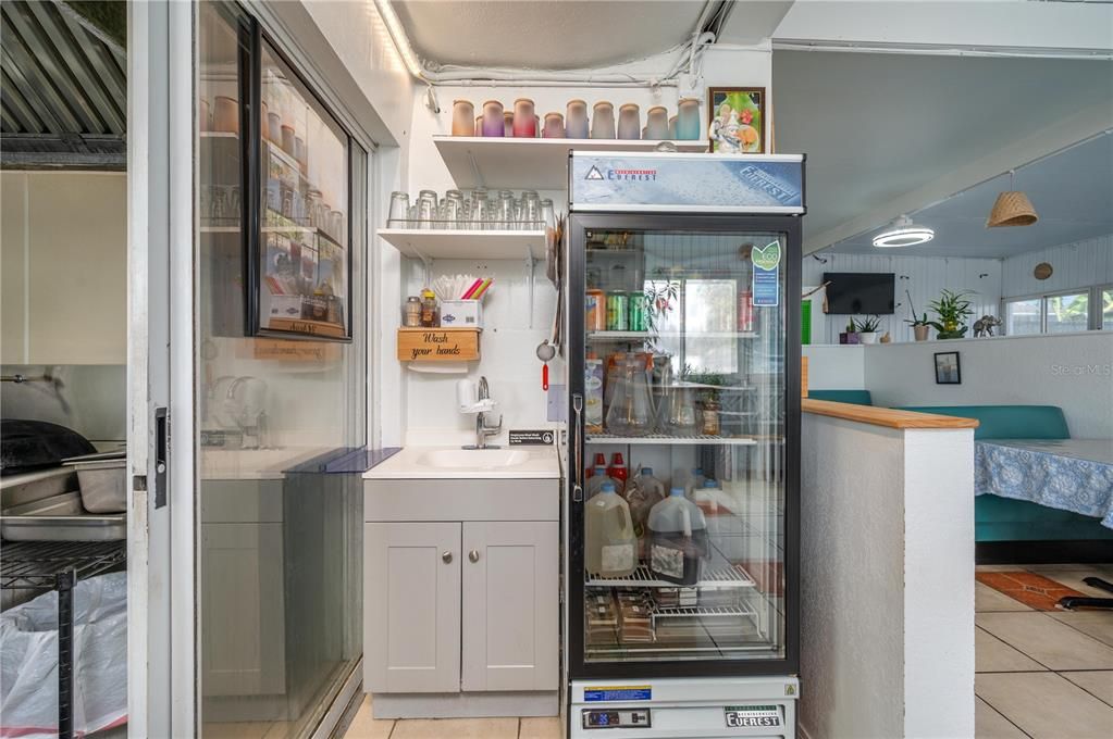 En Venta: $600,000 (0 camas, 0 baños, 1674 Pies cuadrados)