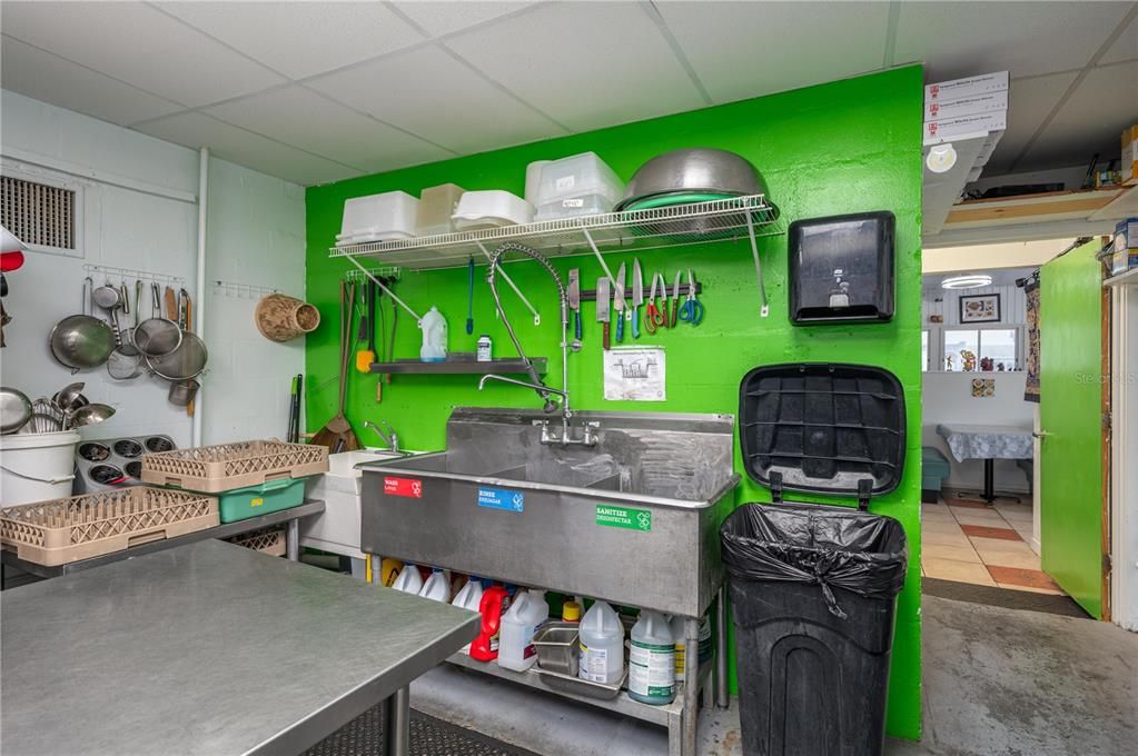 En Venta: $600,000 (0 camas, 0 baños, 1674 Pies cuadrados)