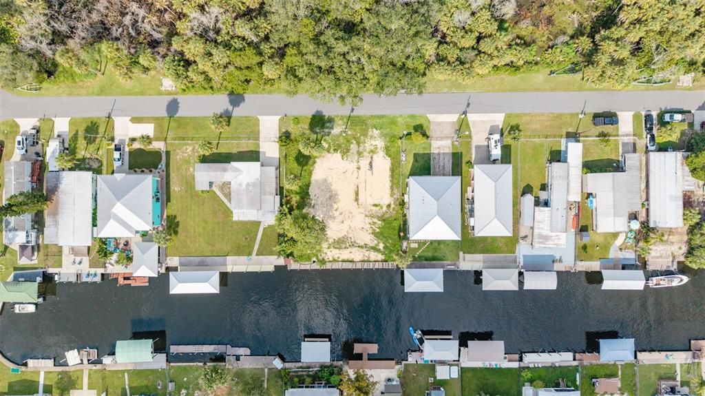 待售: $849,000 (0.26 acres)