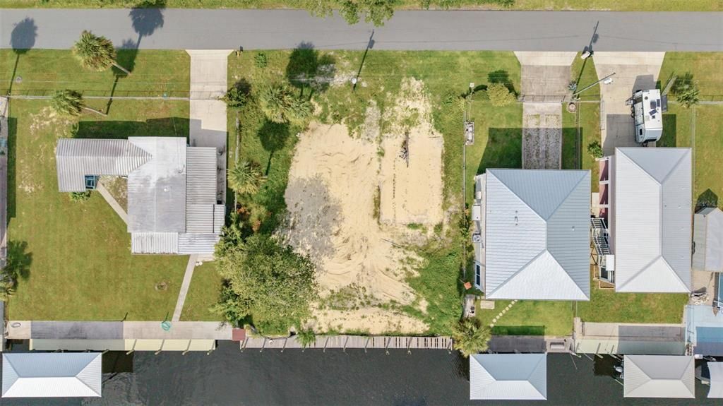 待售: $849,000 (0.26 acres)