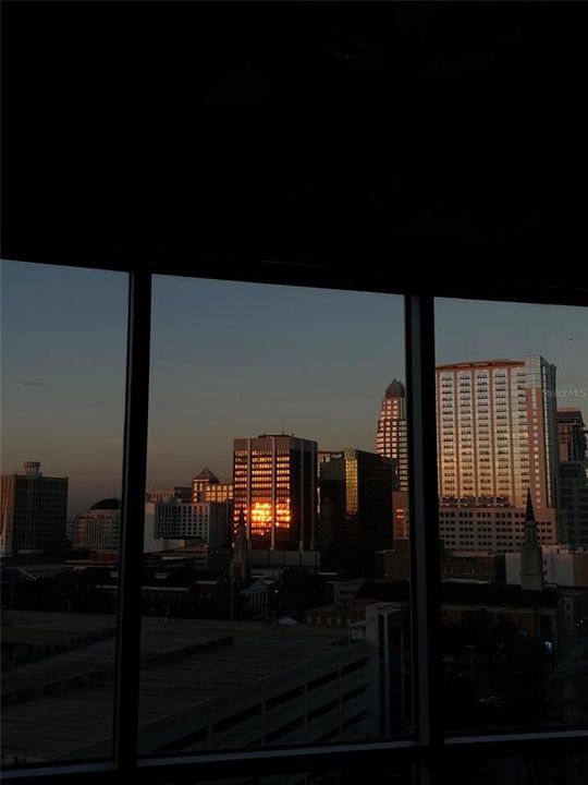 待售: $435,000 (2 贝兹, 2 浴室, 1165 平方英尺)