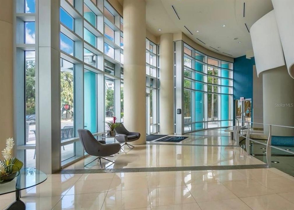 待售: $435,000 (2 贝兹, 2 浴室, 1165 平方英尺)