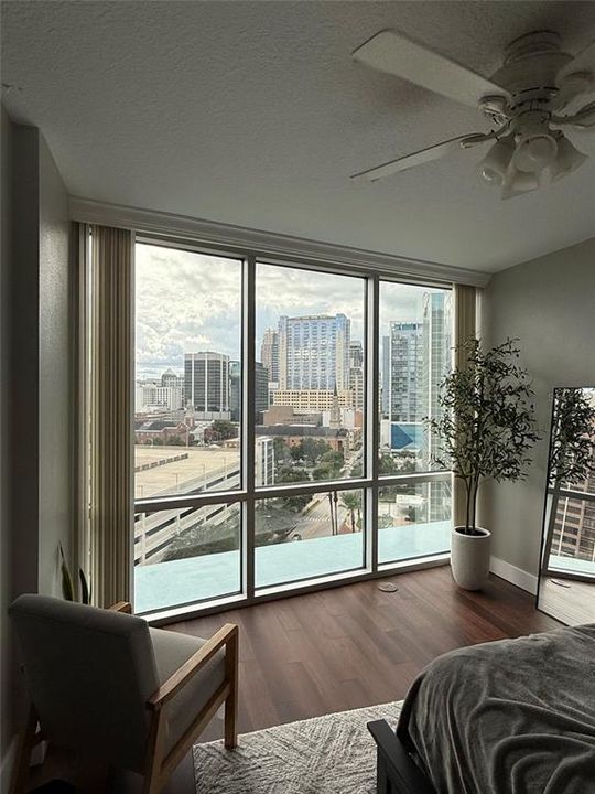 待售: $435,000 (2 贝兹, 2 浴室, 1165 平方英尺)