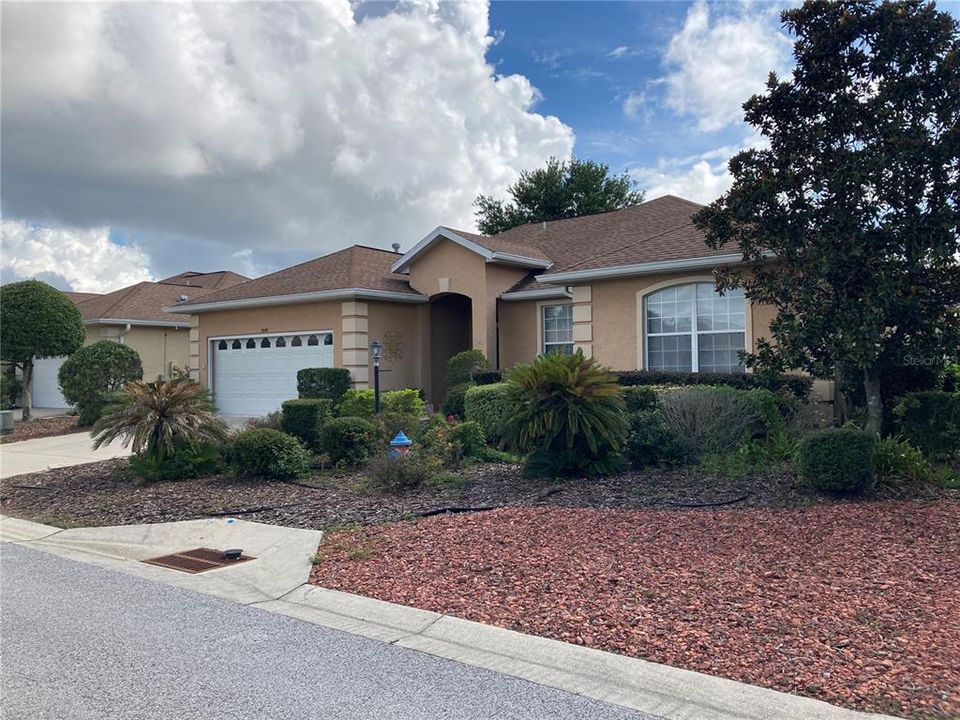 В аренду: $2,000 (3 спален, 2 ванн, 1825 Квадратных фут)