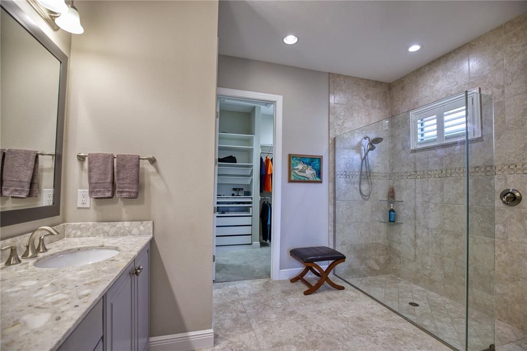 For Sale: $779,000 (4 beds, 3 baths, 2386 Square Feet)