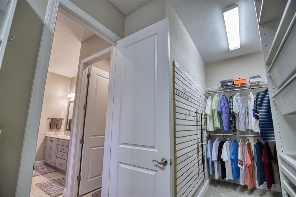 For Sale: $779,000 (4 beds, 3 baths, 2386 Square Feet)