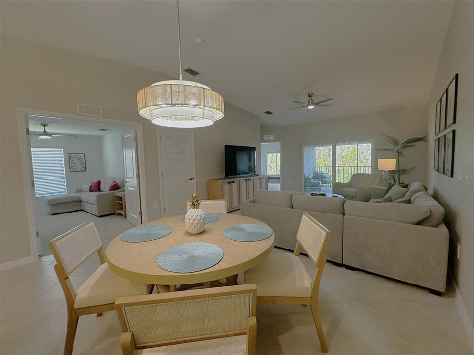 В аренду: $6,000 (2 спален, 2 ванн, 1569 Квадратных фут)