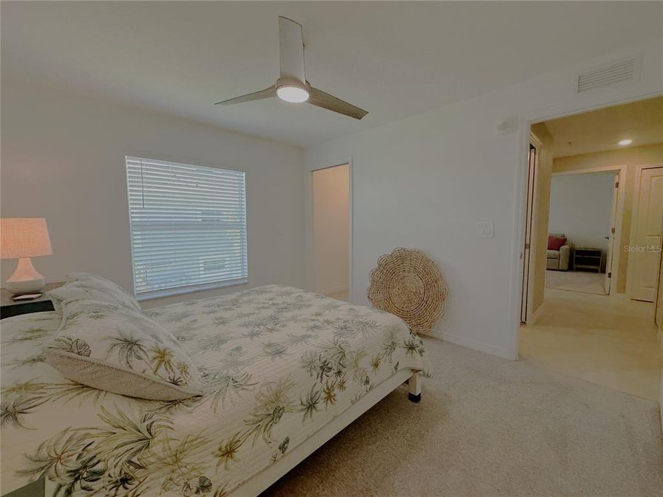 В аренду: $6,000 (2 спален, 2 ванн, 1569 Квадратных фут)