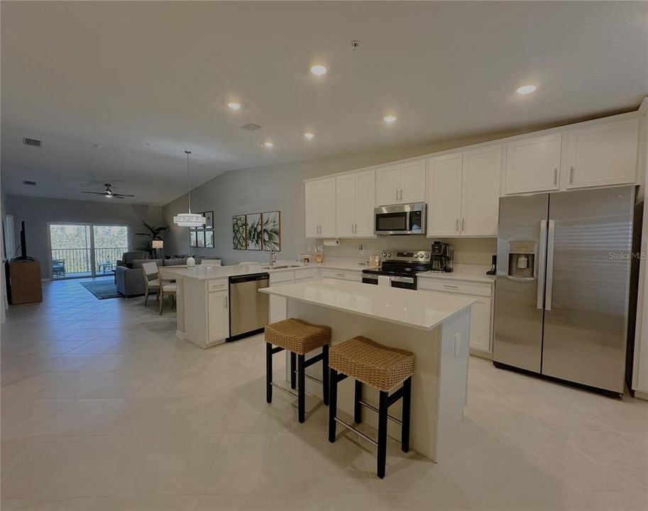 В аренду: $6,000 (2 спален, 2 ванн, 1569 Квадратных фут)