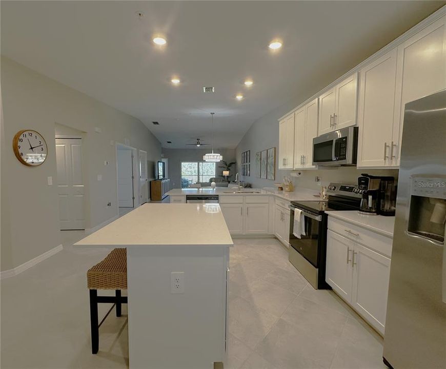 В аренду: $6,000 (2 спален, 2 ванн, 1569 Квадратных фут)