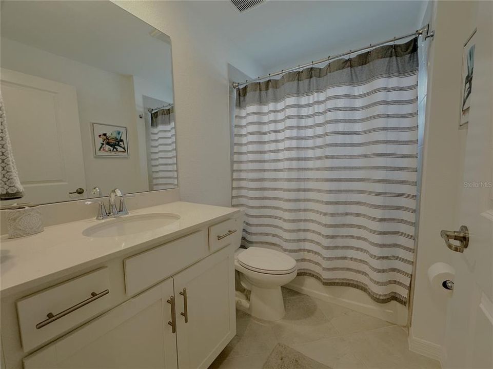 В аренду: $6,000 (2 спален, 2 ванн, 1569 Квадратных фут)