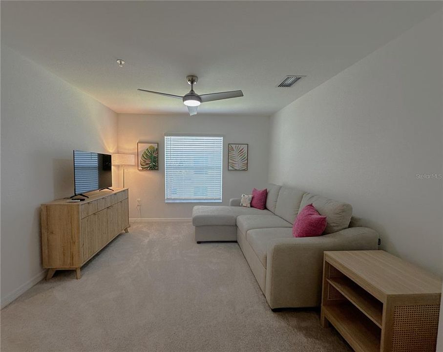 В аренду: $6,000 (2 спален, 2 ванн, 1569 Квадратных фут)