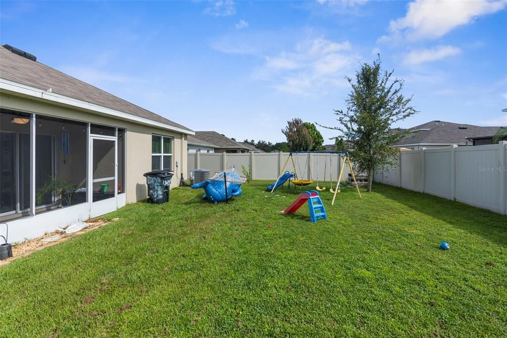 Activo con contrato: $269,900 (3 camas, 2 baños, 1535 Pies cuadrados)