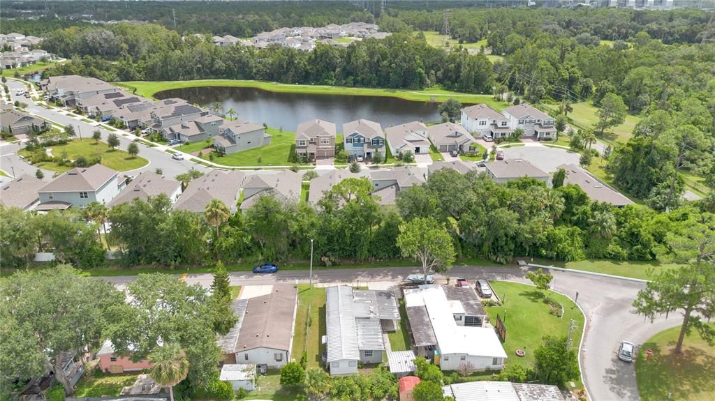 For Sale: $140,000 (2 beds, 1 baths, 672 Square Feet)