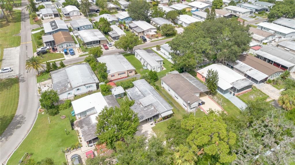 For Sale: $140,000 (2 beds, 1 baths, 672 Square Feet)