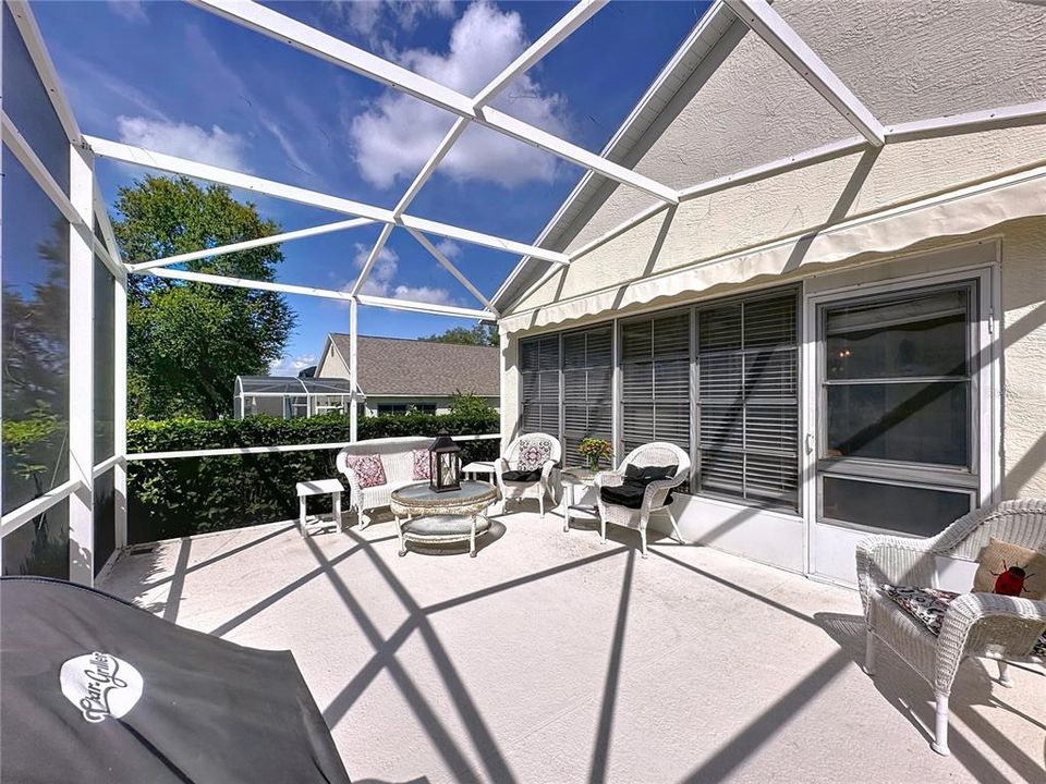 Activo con contrato: $337,500 (2 camas, 2 baños, 1745 Pies cuadrados)