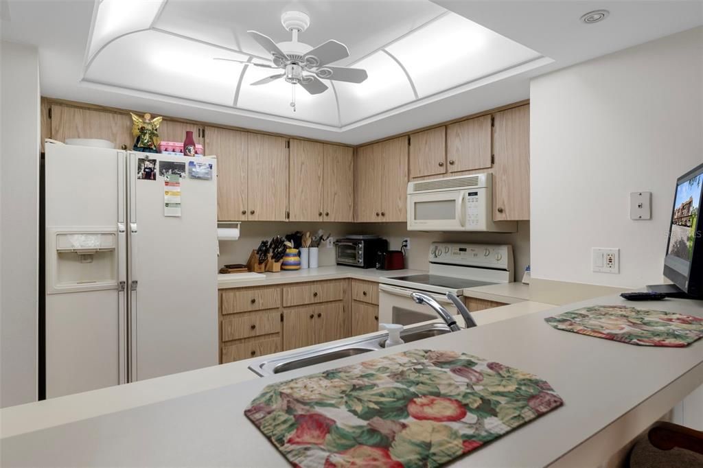 For Sale: $205,000 (2 beds, 2 baths, 1643 Square Feet)