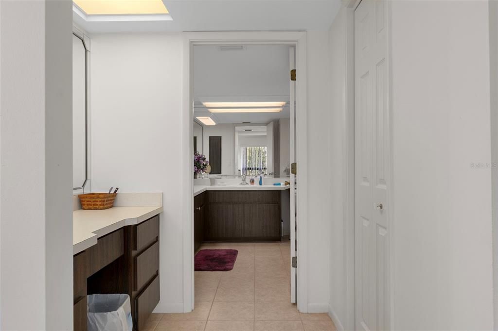 For Sale: $205,000 (2 beds, 2 baths, 1643 Square Feet)