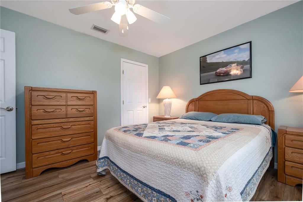 En Venta: $958,000 (3 camas, 2 baños, 2764 Pies cuadrados)