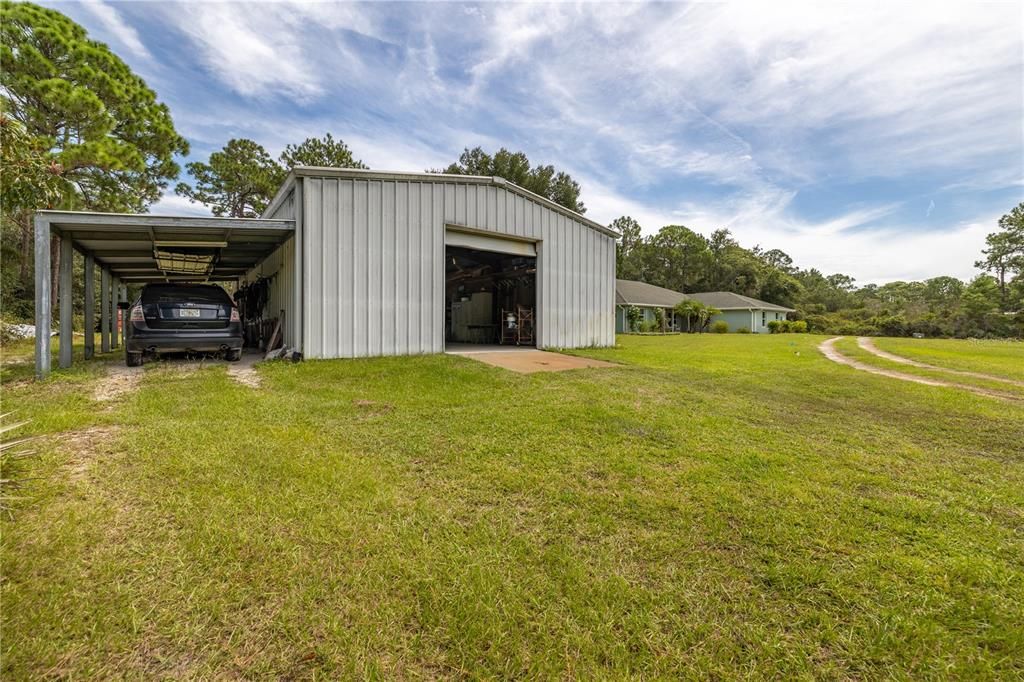 En Venta: $958,000 (3 camas, 2 baños, 2764 Pies cuadrados)