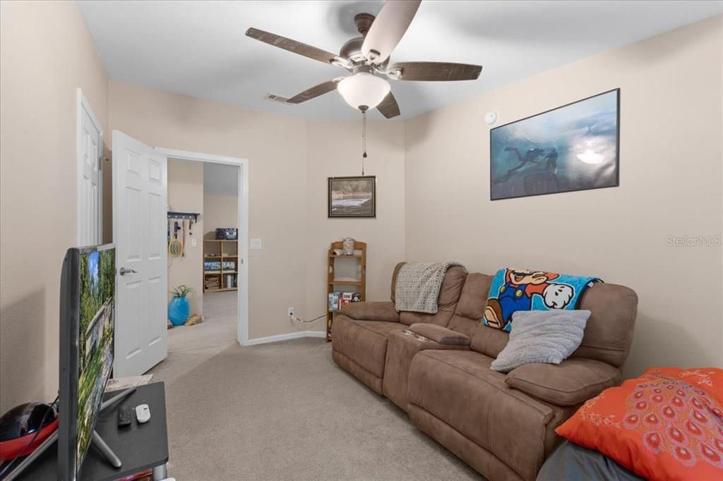 For Sale: $234,900 (4 beds, 3 baths, 2108 Square Feet)