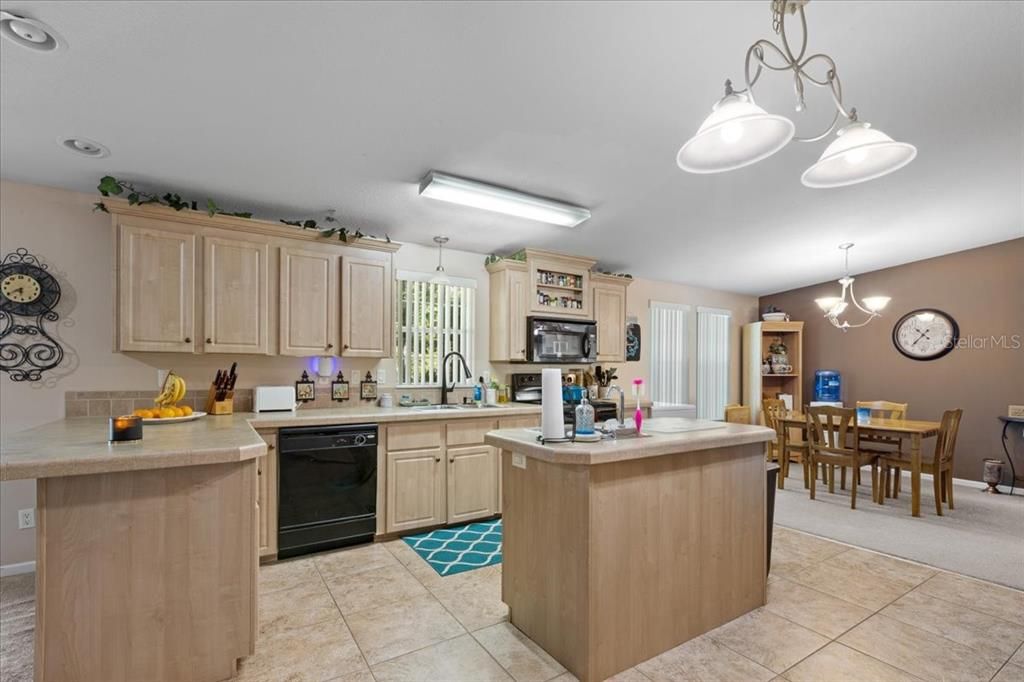 For Sale: $234,900 (4 beds, 3 baths, 2108 Square Feet)