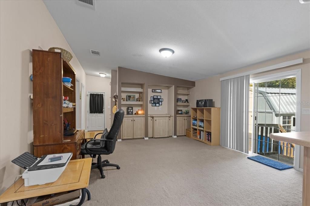 For Sale: $234,900 (4 beds, 3 baths, 2108 Square Feet)