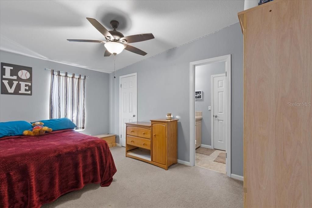 For Sale: $234,900 (4 beds, 3 baths, 2108 Square Feet)