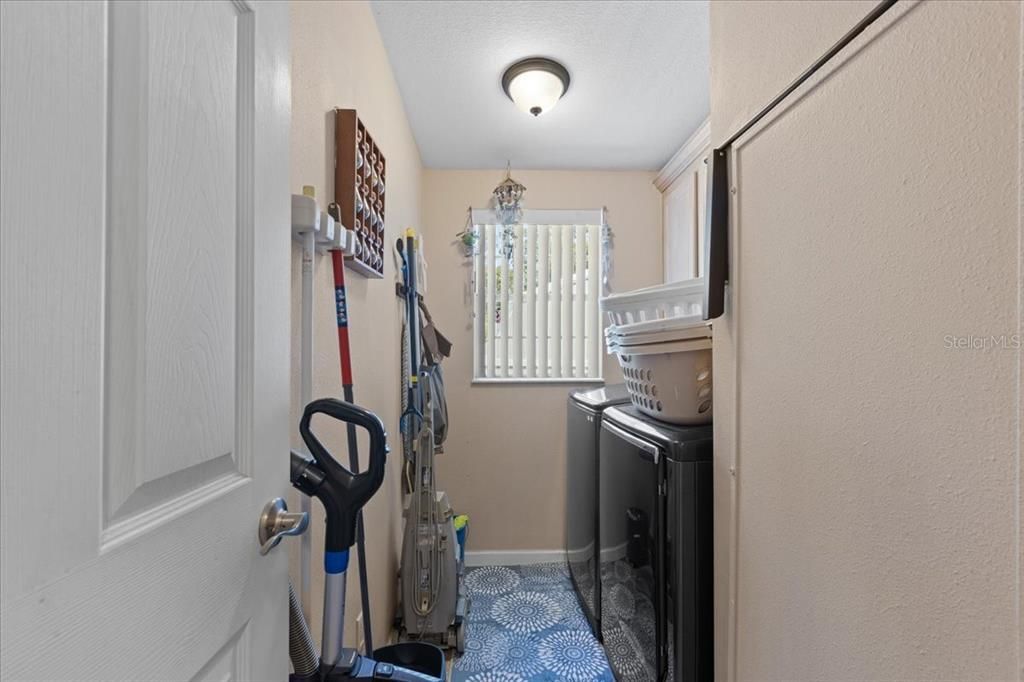 For Sale: $234,900 (4 beds, 3 baths, 2108 Square Feet)