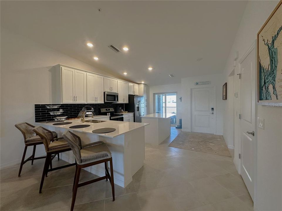 For Rent: $5,000 (2 beds, 2 baths, 1355 Square Feet)