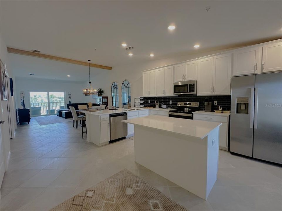 For Rent: $5,000 (2 beds, 2 baths, 1355 Square Feet)