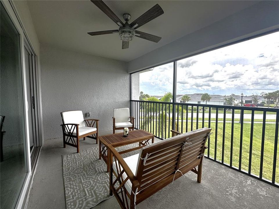 For Rent: $5,000 (2 beds, 2 baths, 1355 Square Feet)