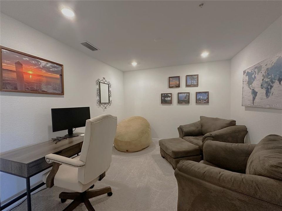 For Rent: $5,000 (2 beds, 2 baths, 1355 Square Feet)