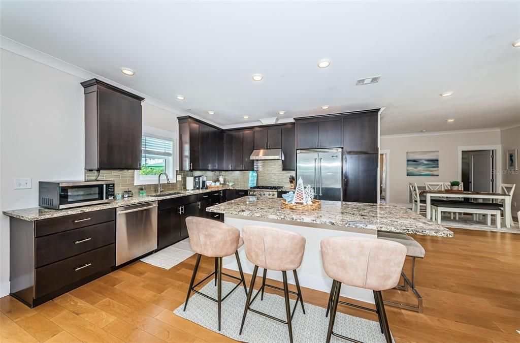 В аренду: $5,500 (3 спален, 2 ванн, 1772 Квадратных фут)