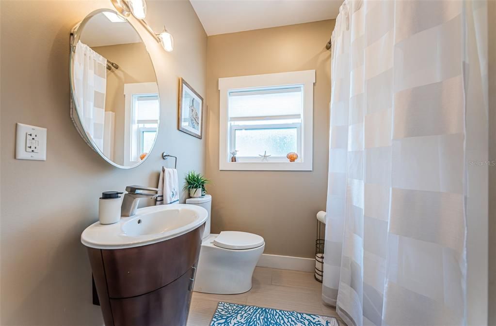 В аренду: $5,500 (3 спален, 2 ванн, 1772 Квадратных фут)