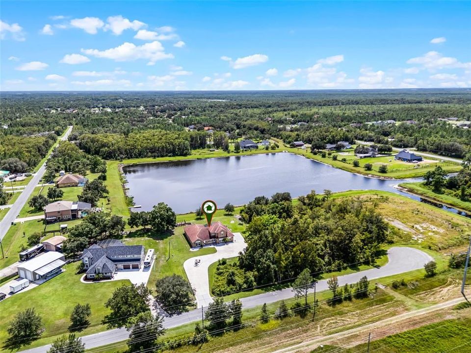 Activo con contrato: $725,000 (5 camas, 4 baños, 3187 Pies cuadrados)