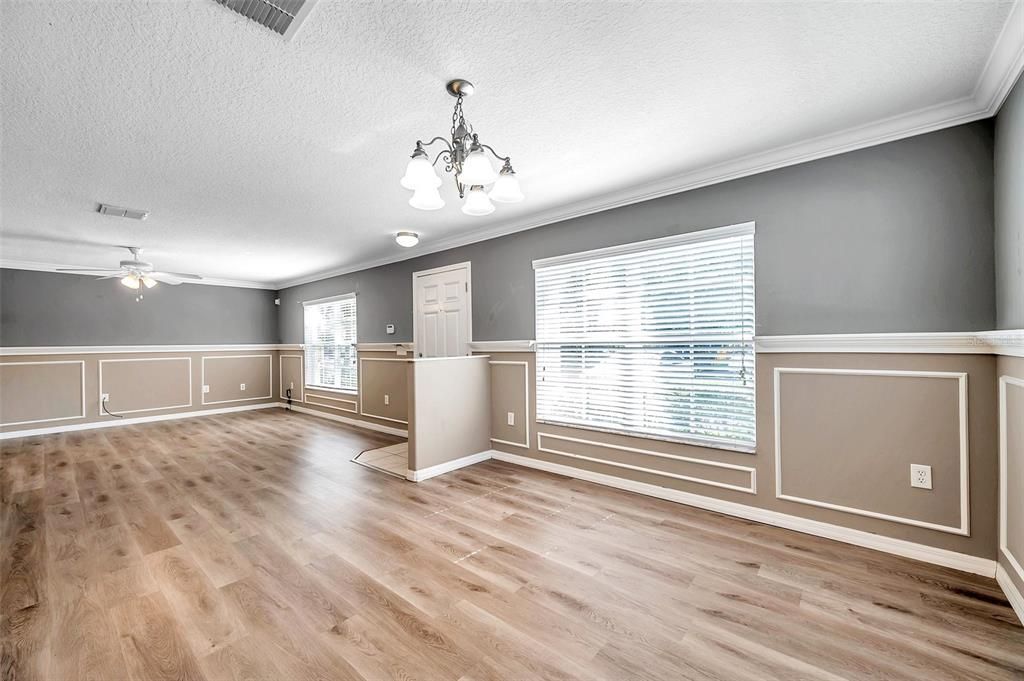 На продажу: $200,000 (3 спален, 2 ванн, 1363 Квадратных фут)