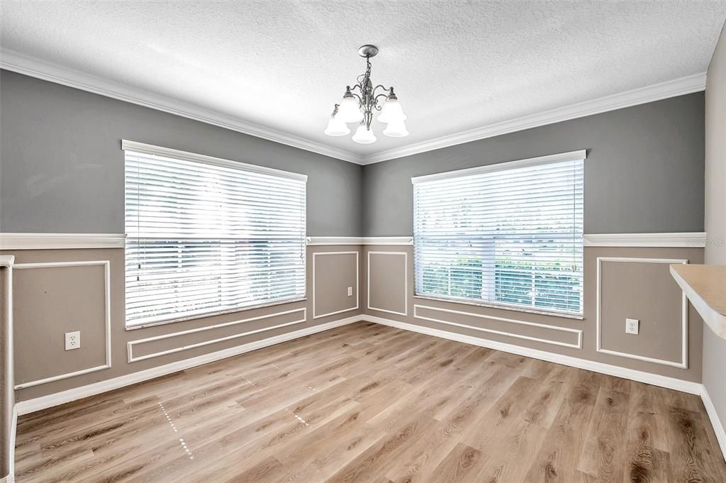 На продажу: $200,000 (3 спален, 2 ванн, 1363 Квадратных фут)