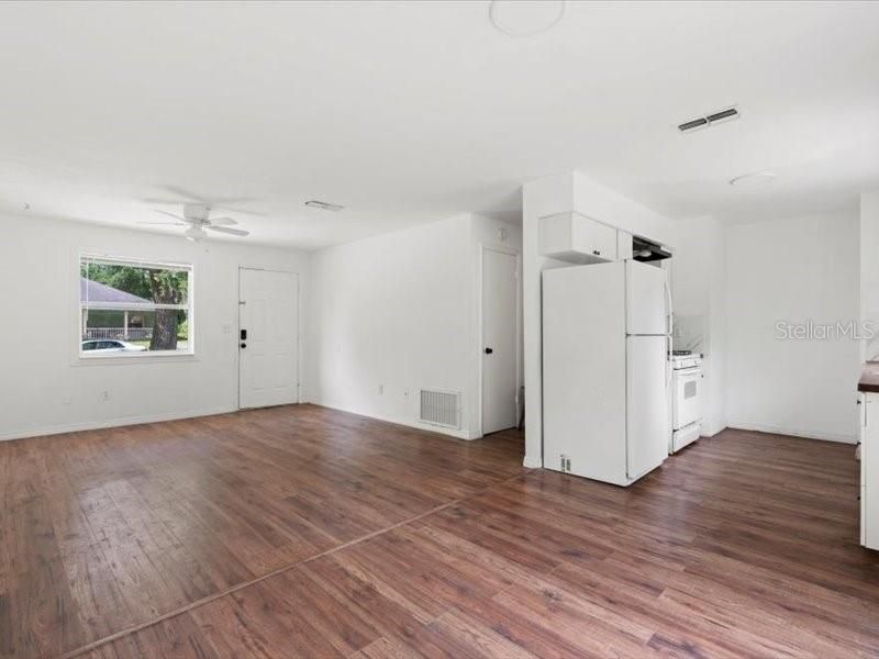 En Renta: $1,600 (3 camas, 1 baños, 1068 Pies cuadrados)